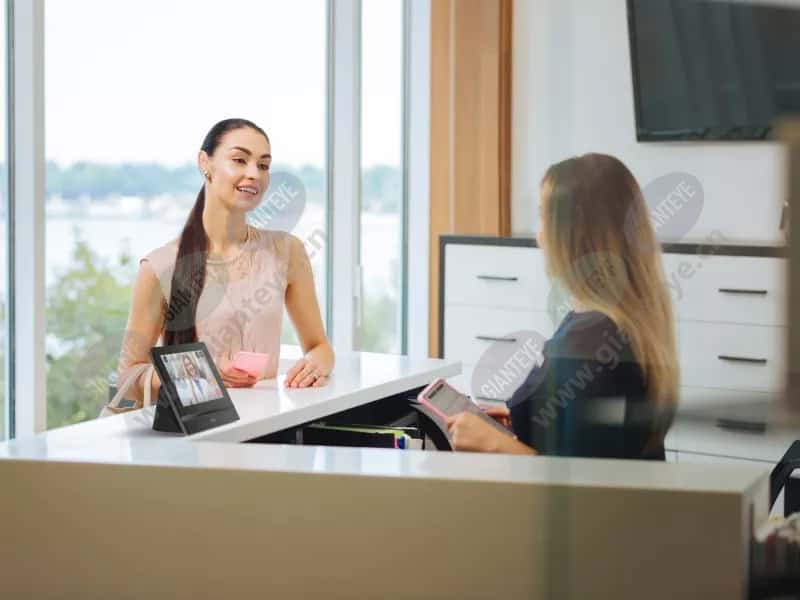 91378601_Indoor-View_Black_Desk-Stand_Reception-Office_4-3Mediawithtext.jpg.jpg