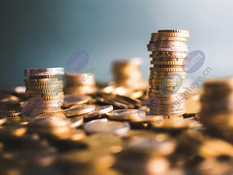 coins_money_stacked_piles_2003_hi.jpg.jpg
