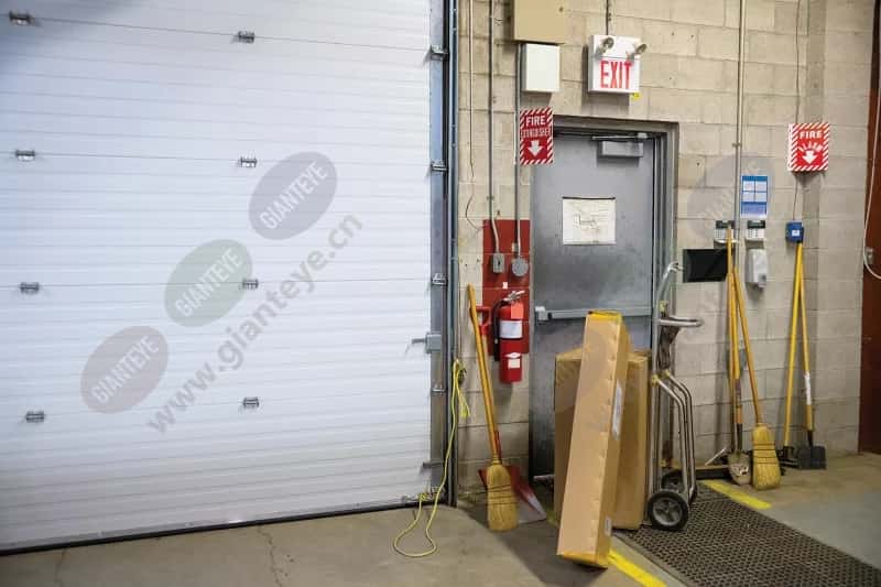 left_object_blocked_door_exit_port_1904_1600x1067.jpg.jpg