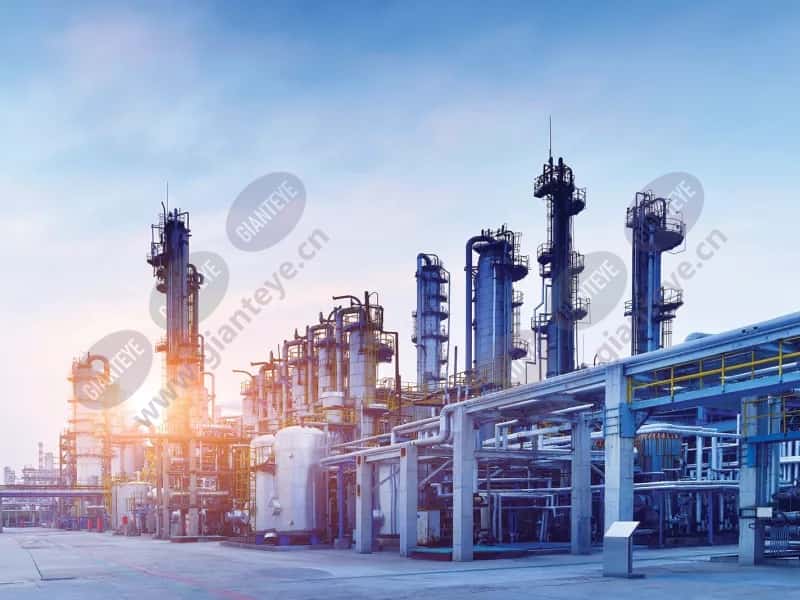 oil_refinery_sunlight_blue_2111_1600x1067.jpg.jpg
