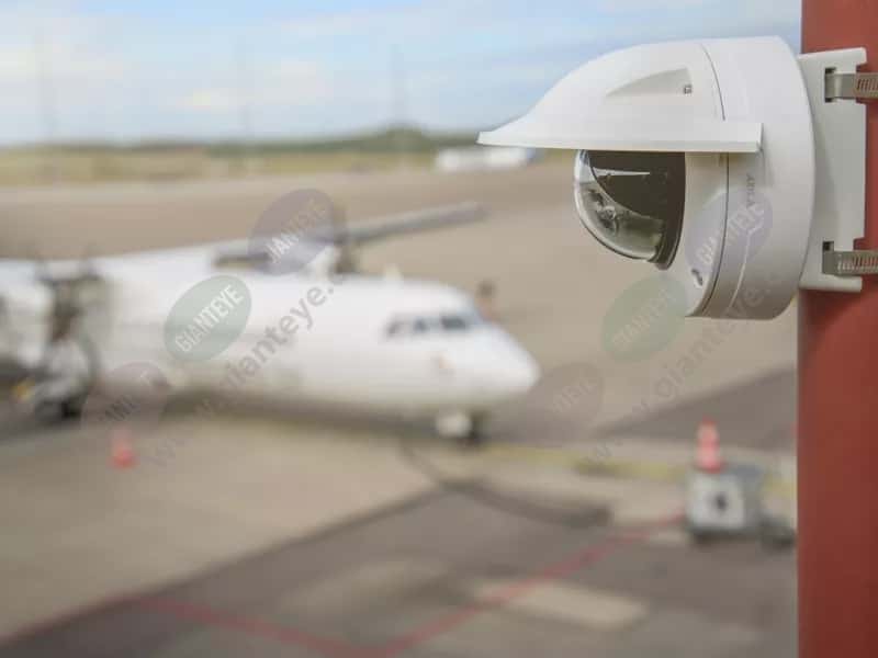q3536_38lve_airport_tarmac_02_2107_hi-4-3Mediawithtext.jpg.jpg