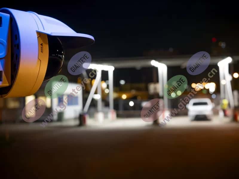 q3546lve_weathershield_gate_night_02_2411_hi_4-3Mediawithtext.jpg.jpg