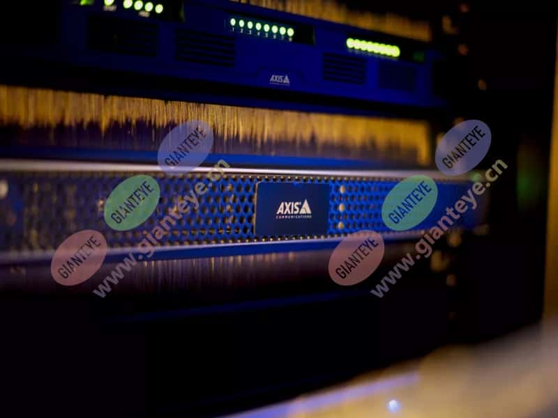 s1228_analytics_server_01_2503_hi_4-3Mediawithtext.jpg.jpg