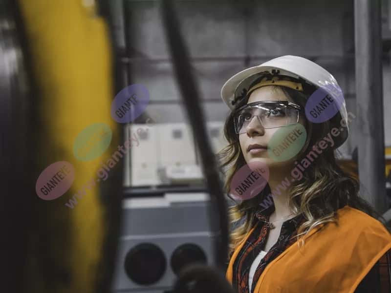woman_industrial_setting_orange_vest_2209_hi.jpg.jpg